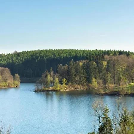 Geraeumiges Mit Balkon In *