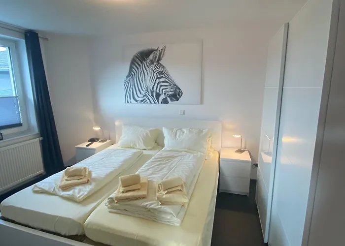 Geraeumiges Mit Balkon In